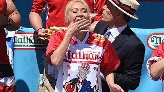 須藤さん３連覇＝ホットドッグ早食い－ＮＹ