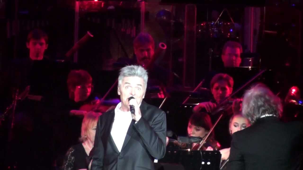 Daniel Lavoie - Etre pretre et aimer une femme (Moscou, 7/03/13)