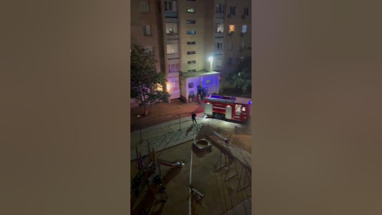Пожар в 22 микрорайоне Актау - YouTube