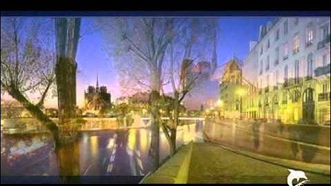 Paris có gì lạ không Em