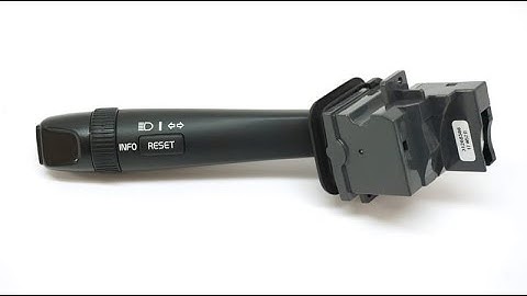 Volvo V70R P2 Turn Signal Switch Replacement (Quick and Easy)