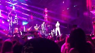Romeo Santos feat. Prince Royce - Odio (Live at Yankee Stadium) 07/12/2014 (Video HD)