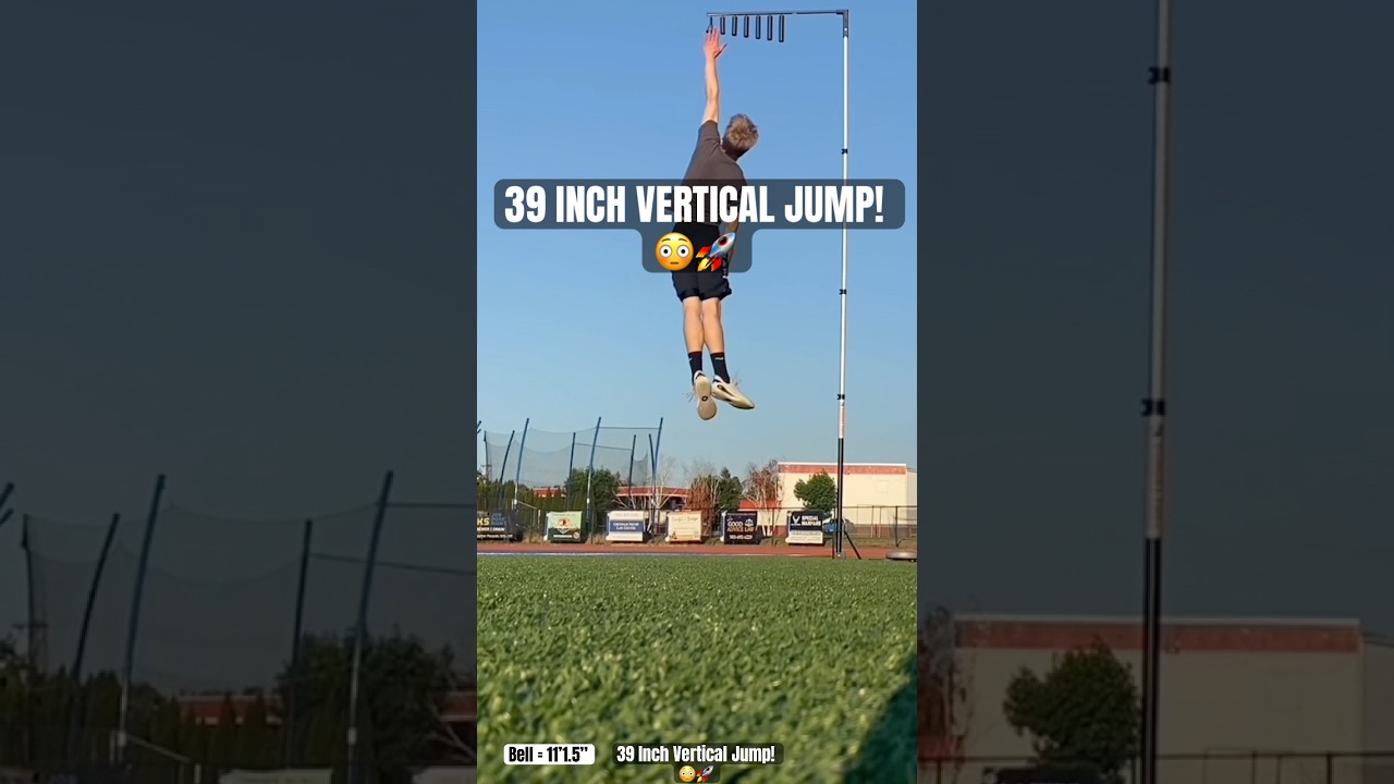 39 INCH VERTICAL JUMP! 🏈🚀 