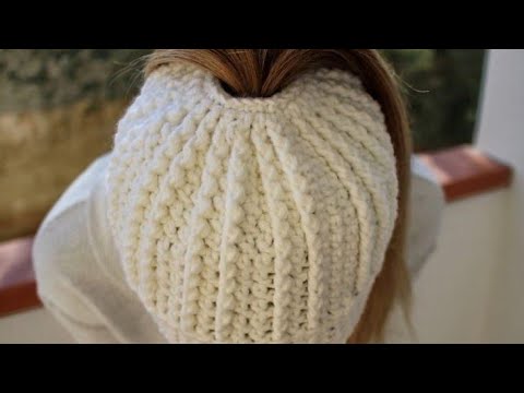 Hermoso Gorro de coletas tejido a crochet gorro coletero punto resorte