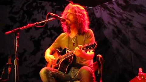 Chris Cornell - Acoustic - Milwaukee 4.23.11 Filmed From Stage! 70 Min (Great Audio)