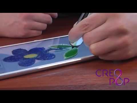 Creopop 3D pen - Drawing a flower on an iPad (with screen protector)