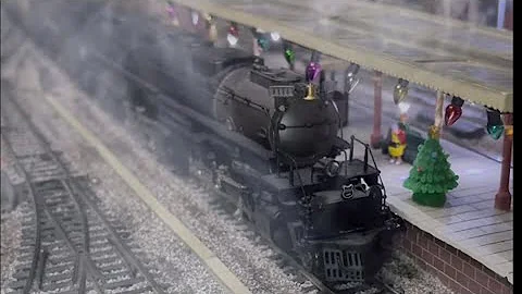 Vlogmas Day 20 - Polar Express on my #Hornby Model Railway layout for Christmas 