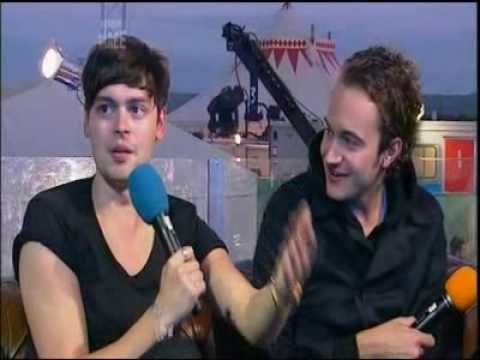 Editors - Chris Urbanowicz & Tom Smith T In The Park Interview - YouTube