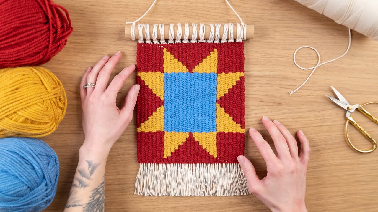 Weaving a Quilt Block Wall Hanging!