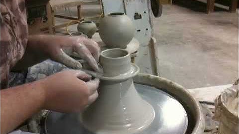 Throwing a Teapot Part 1 - The Lid