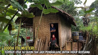 Meeting a Couple With a 50-Year Age Gap, a 90-Year-Old Grandpa Marries a Young Widow Living in th...