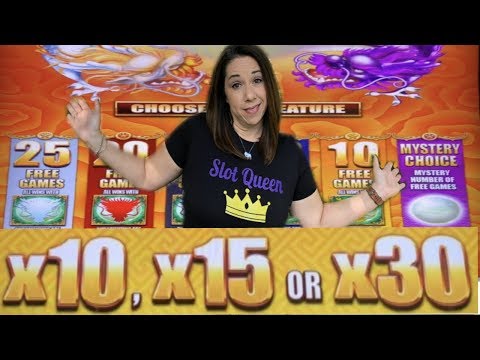 THIS MACHINE WAS ON FIRE 🔥SLOT QUEEN GETTIN RISKY & FRISKY WITH THE DRAGONS 🐲