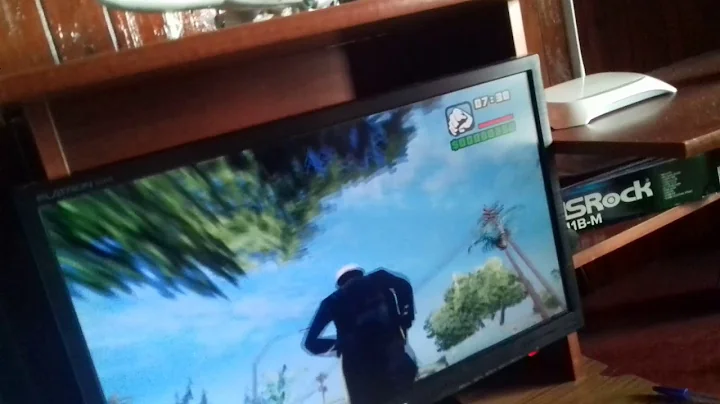 lauti loquendero en la casa de su conpaero