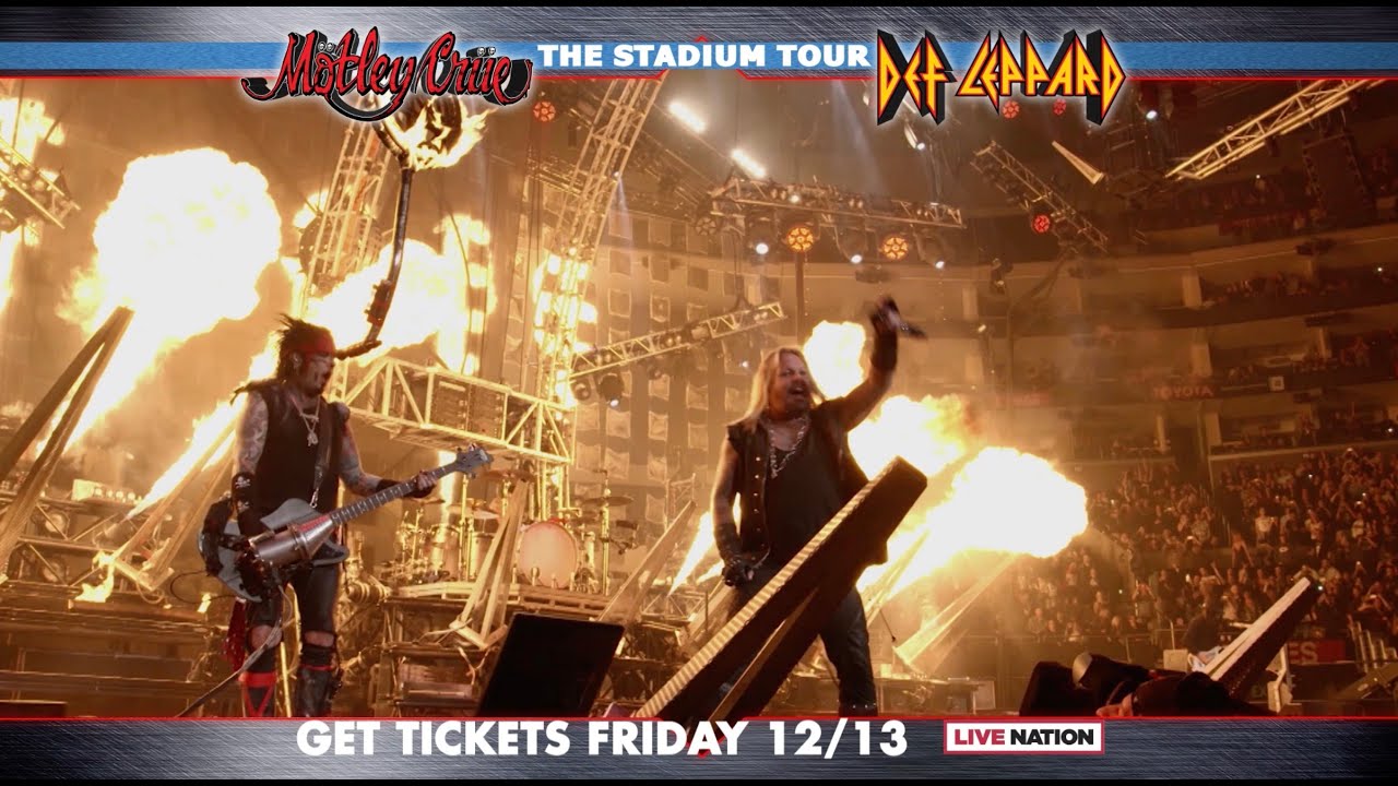 motley crue stadium tour reviews