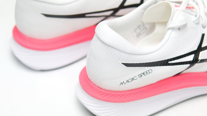 Asics Magic Speed 3 Review By 2 Runners: New Asics super trainer put to the  run test 