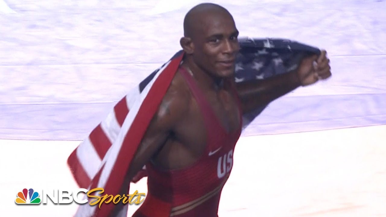 J’Den Cox repeats as world champion, caps off perfect run | NBC Sports