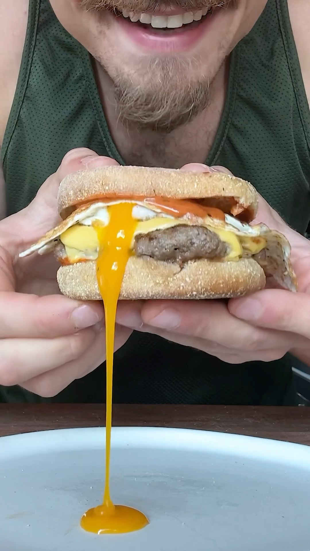 400 Calorie Breakfast Sandwich (35g Protein)
