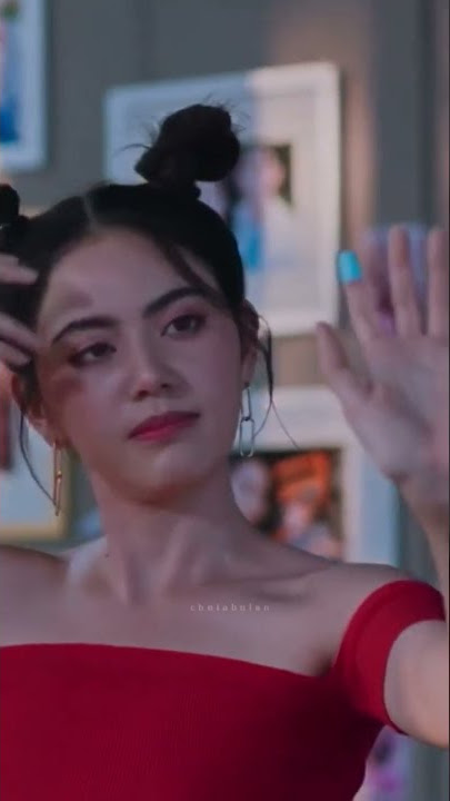 Mai Davika Cute acting 😍#davikahoorne #maidavika #thaiactress