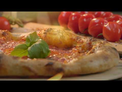 Video: Hur Man Gör Utsökt Pizza Med Räkor Och Bläckfisk