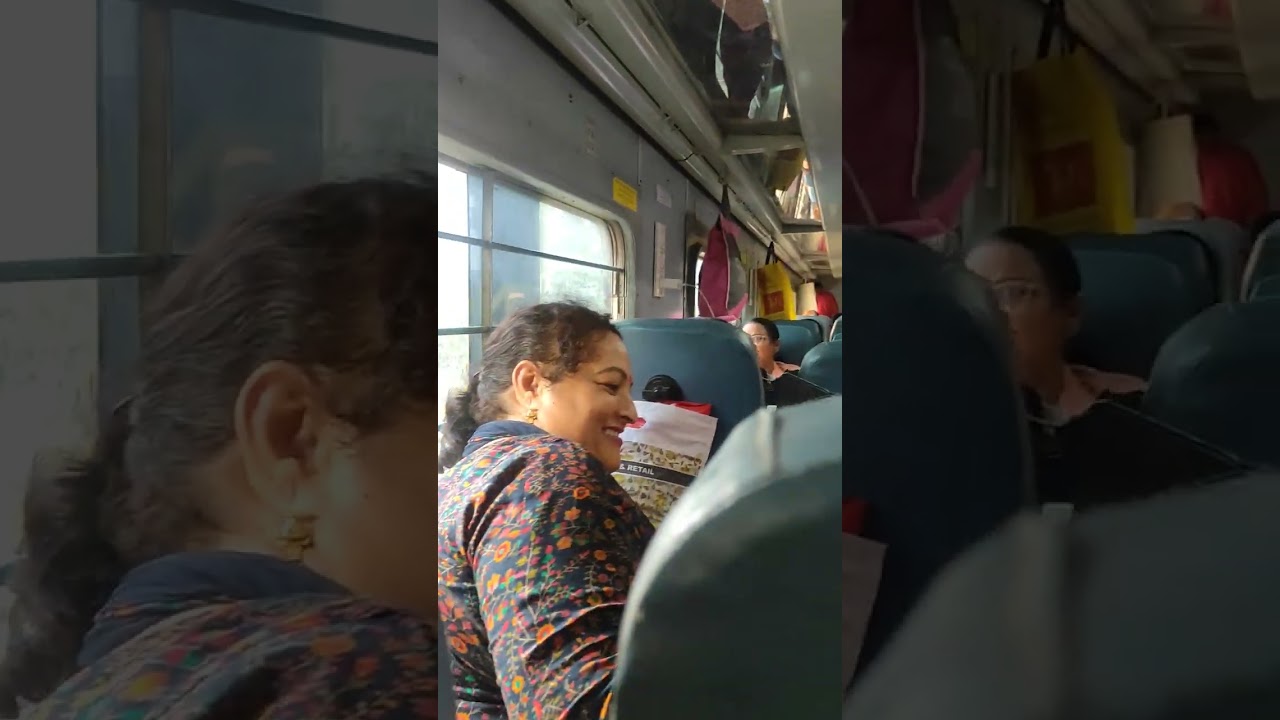 jai shri Ram delhi se shri guru maharaj brij mohan ji k darshan krte sme train main bhajn bolte