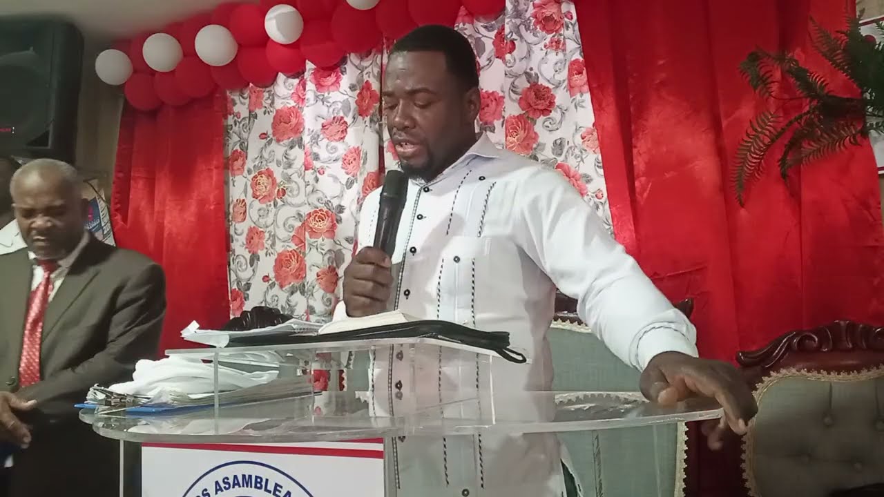 KRETYEN SE  LIMYÈ POU LE MOND:SÈLON,EFEZ 5 vs 8