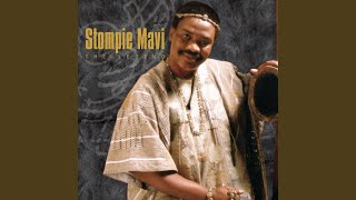 Video thumbnail of "Stompie Mavi - Stharara"
