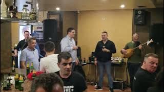 SIROVINA I KIKI IMAO SAM ZENU PA SAM SE RAZVEO