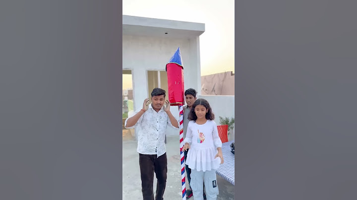 Bhaiya ud gaye rocket ke sath 🪔🎇😱😰#shorts #trendingshorts #ytshorts #viralshorts #views #happydiwali