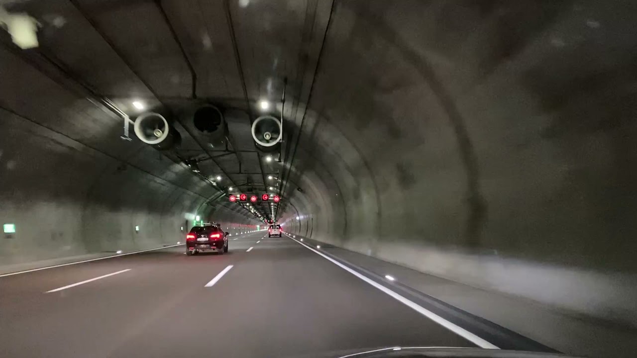 TUNNEL JAGDBERG Länge 3072 m - Autobahn Nr. 4
