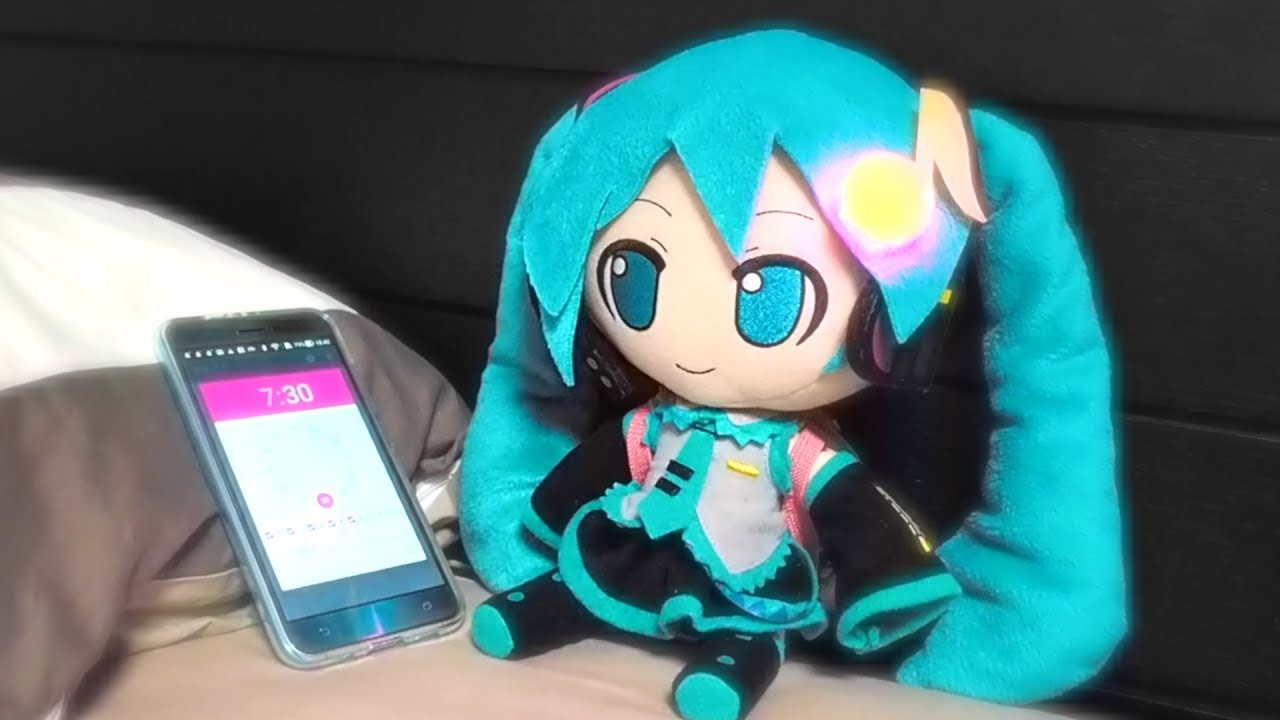 Waking Up with “Room Miku”: a high-tech DIY project