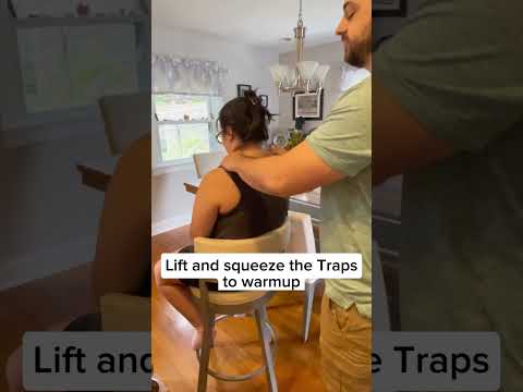 Give Your Partner An EFFECTIVE Shoulder Massage