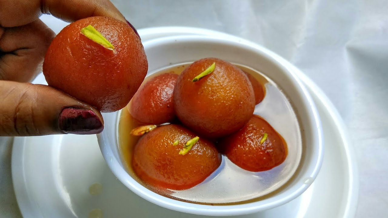 चावल के आटे के गुलाब जामुन बनाने की विधि | Rice flour Gulab Jamun Recipe