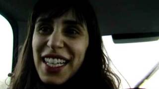 Η Maryam Zaree Stis Kakes Parees