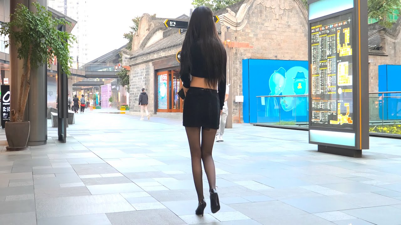 4K街拍成都太古里，靓丽的身影，总有一款适合你｜ChengDu, nightlife, Exploring China, China girls, 4K China street