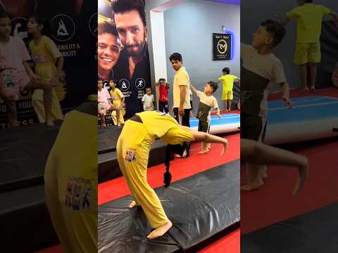 नन्हे कदम… बड़े हौसले 😱 #gymnatics #backover #flip #stunt #brige #shorts #youtube #stunt #kids