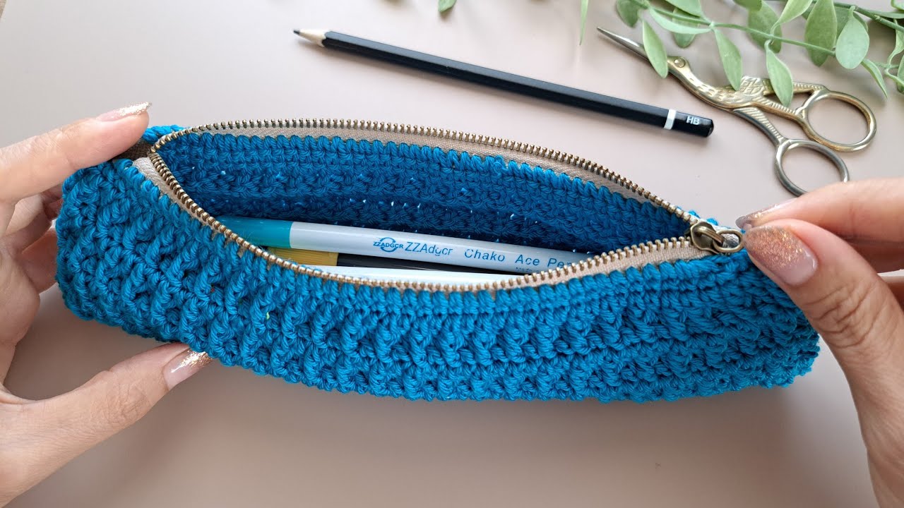 Wowww! 🤩 Crochet pencil case with zipper🔥DIY Crochet gift🎁 