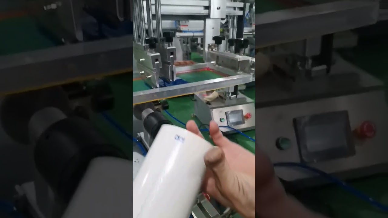 Desktop automatic Cylinder Silk Screen Printing Machines For Bottle Print Cylindrical Screen Printer