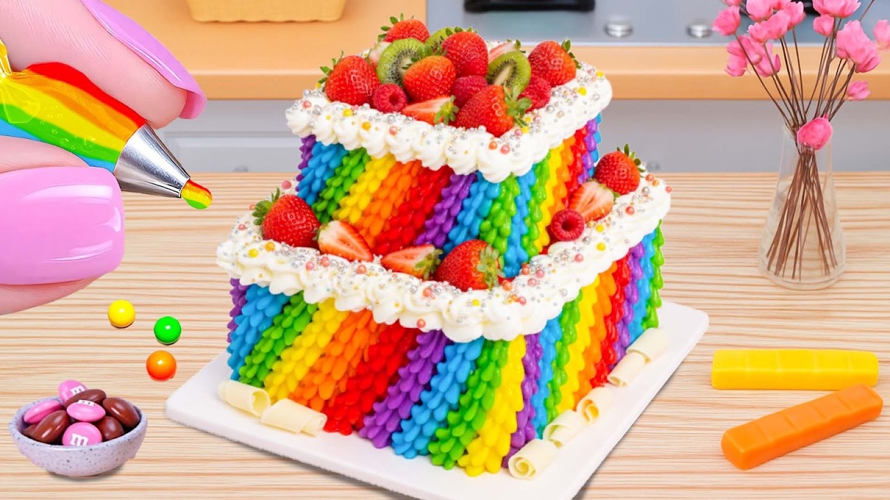 Fondant de Morango Arco-Íris 🍓🌈 Doce e Colorido ✨ Cake Wish