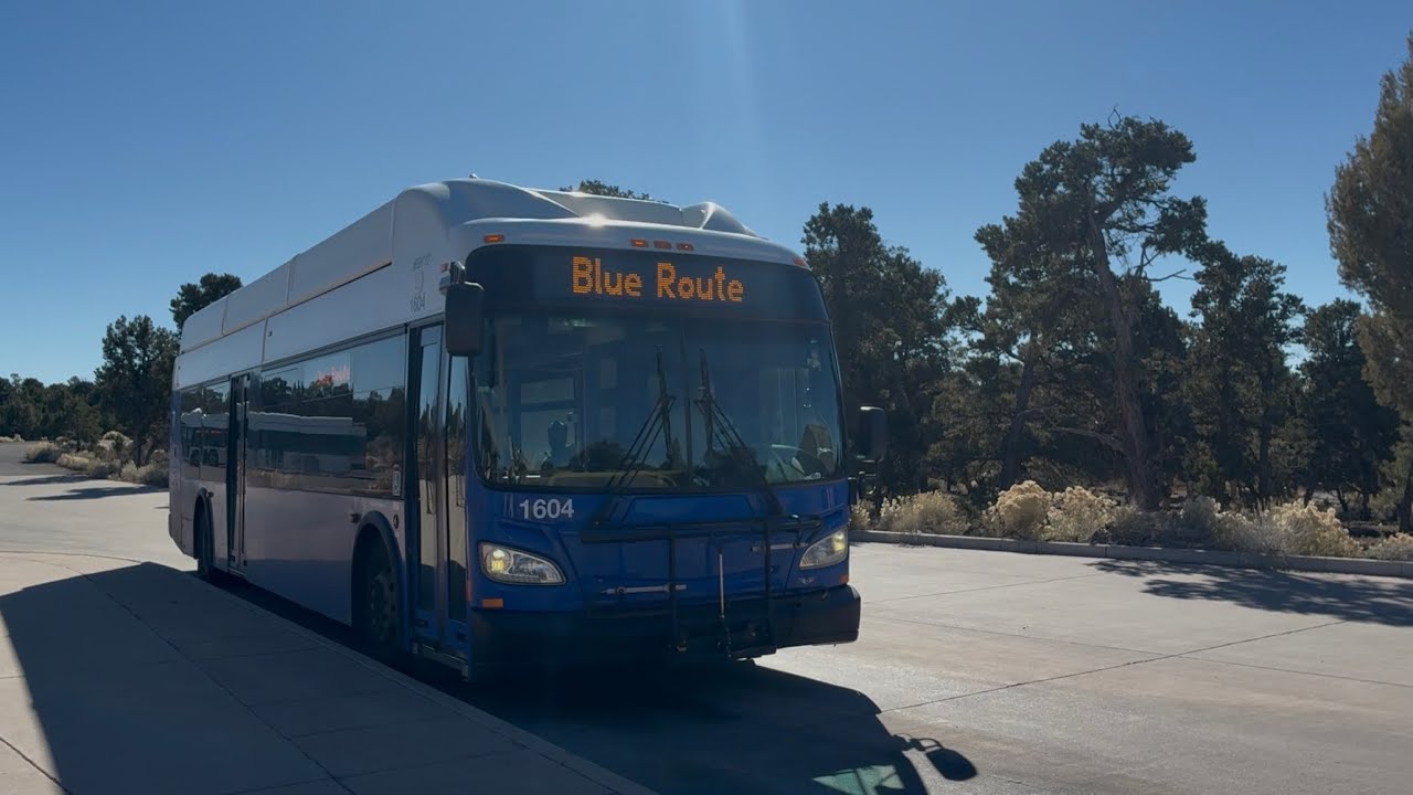 Grand Canyon shuttle | New flyer XN40￼￼ village/blue route ￼