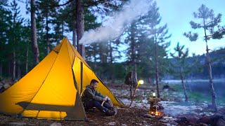 Одиночный зимний лагерь для бушкрафта — палатка с печкой — ASMR — расслабляющее видео 4K