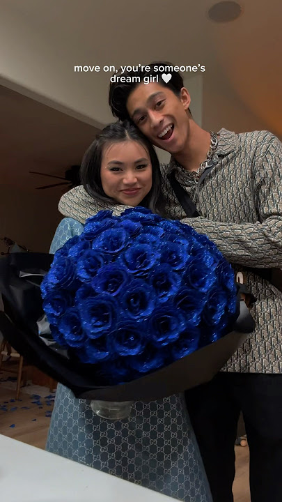 Download lagu HE HANDMADE THIS BOUQUET.. 🥹💐