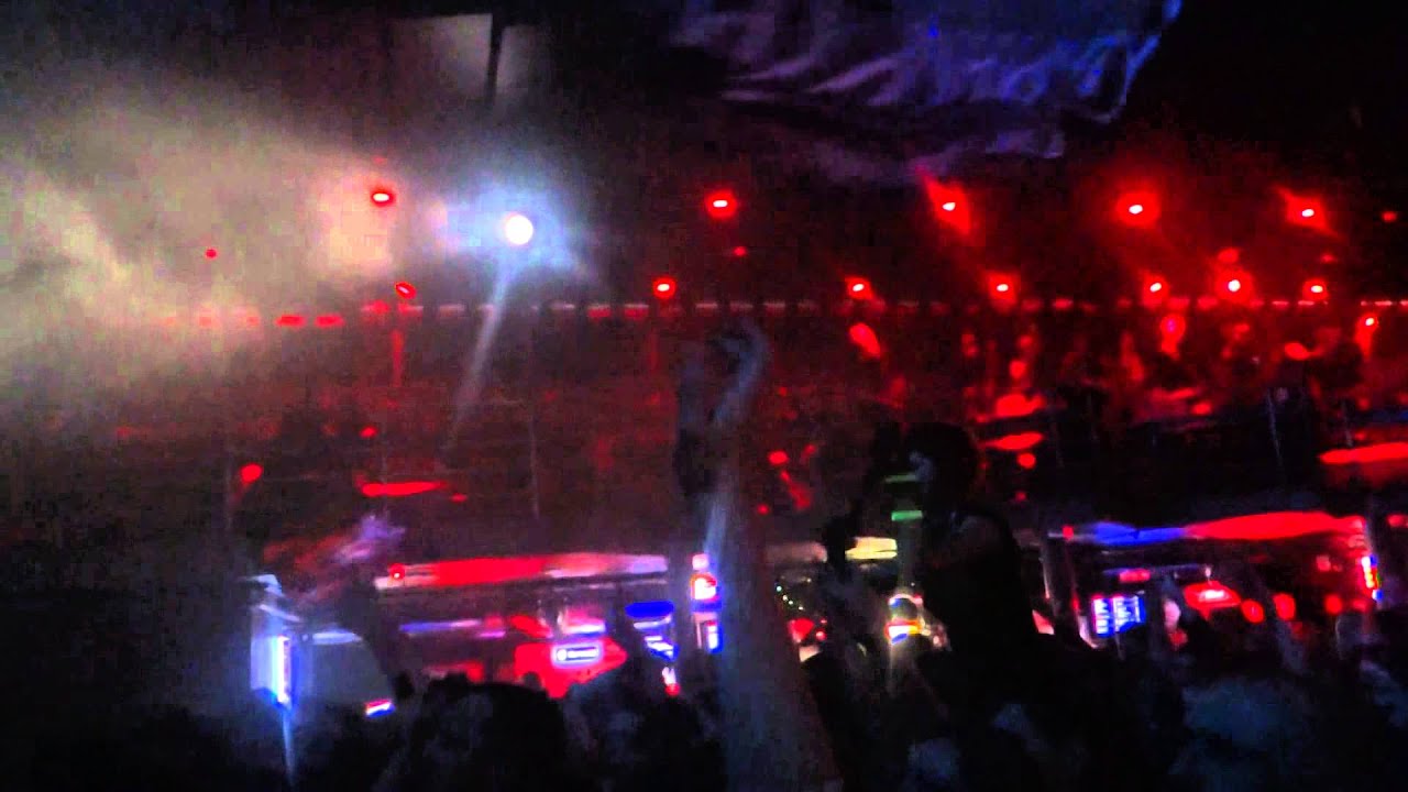 Кукрыниксы - "Чучело - 2015" [СПб. "Космонавт". 02.01.2015] 5/8 - YouTube