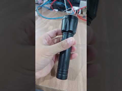 NEW FLASHLIGTH/SENTER NICRON