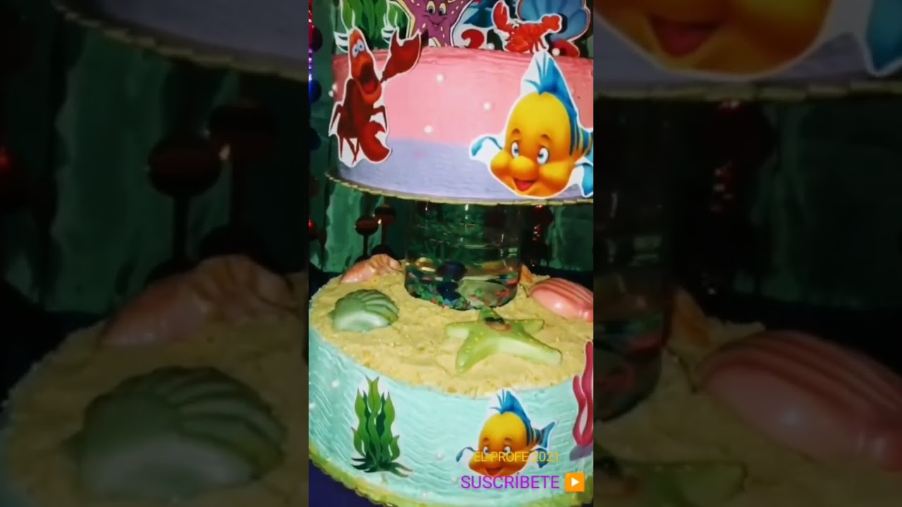 Pastelito con pescaditos vivos 🎂😊⭐