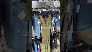 It’s luxurious #secondhandfashion #vintagegown #silk #y2k