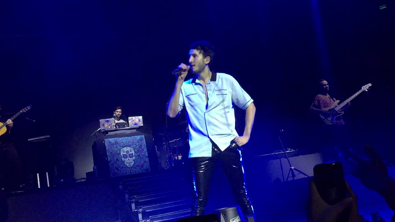 Por Perro - Sebastián Yatra || Teatro Caupolicán || Santiago, Chile 2018