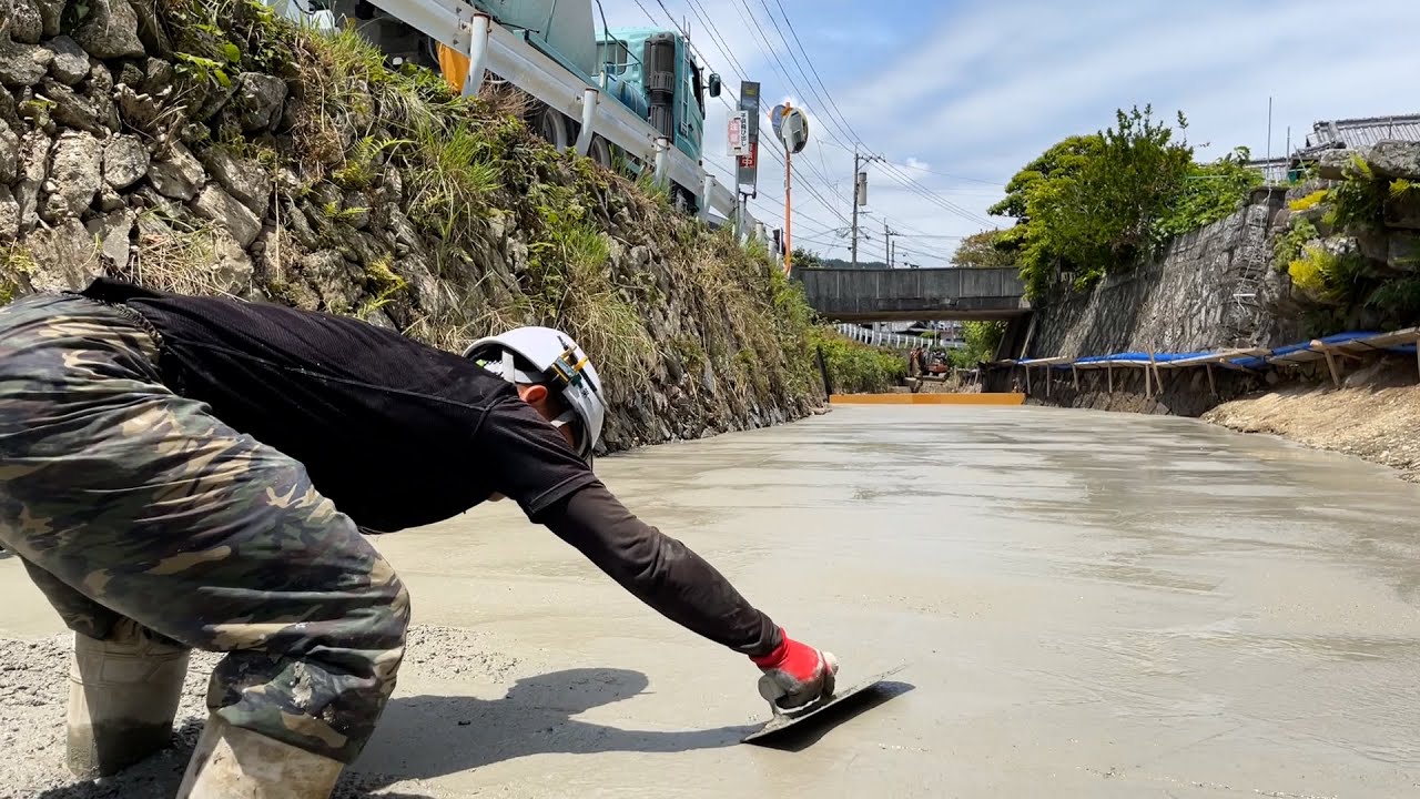 迫りくる１００トンのコンクリートをさばいていく【河川改良工事-Part.2】