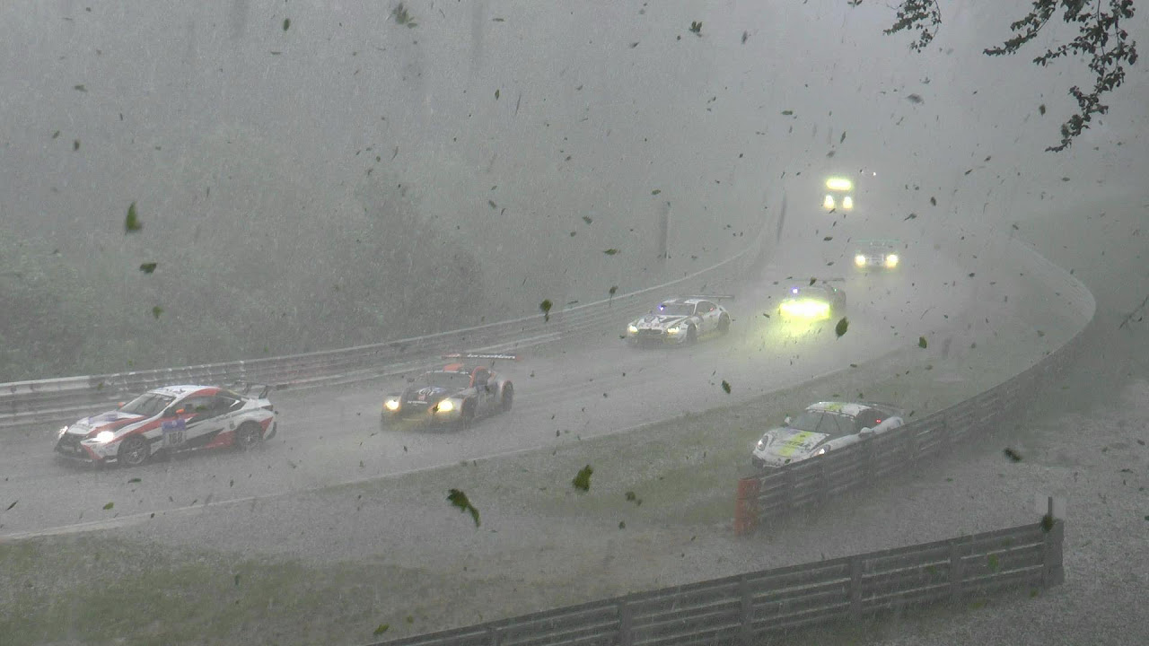 Michael Schuhmacher im Mercedes Silberpfeil auf der Nordschleife - AMG Performance Drive