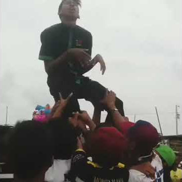 KOCAK!!! Joget sambil mabuk!