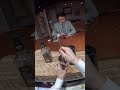 バーテンダーが見てる世界。おわかりいただけるだろうか…グラスの柄に注目。